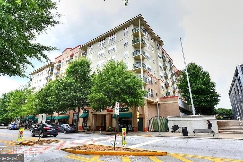 230 E Ponce De Leon Avenue # 215