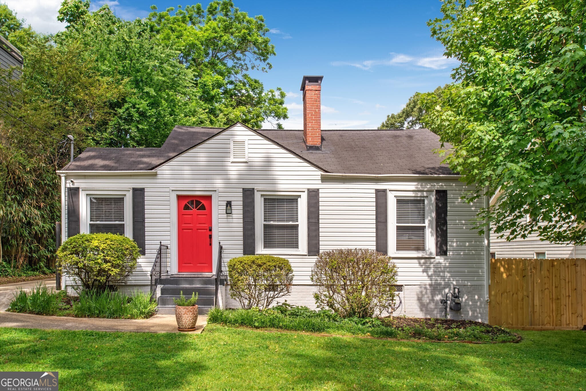 457 Pasley Avenue SE