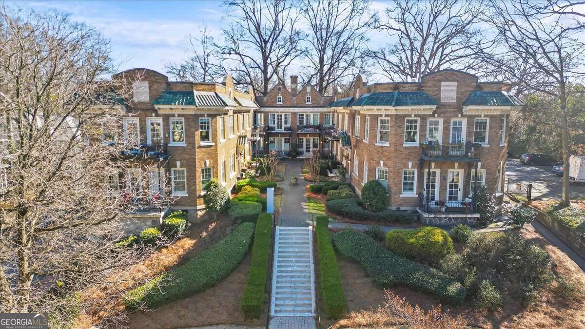 907 Piedmont Avenue NE # 15