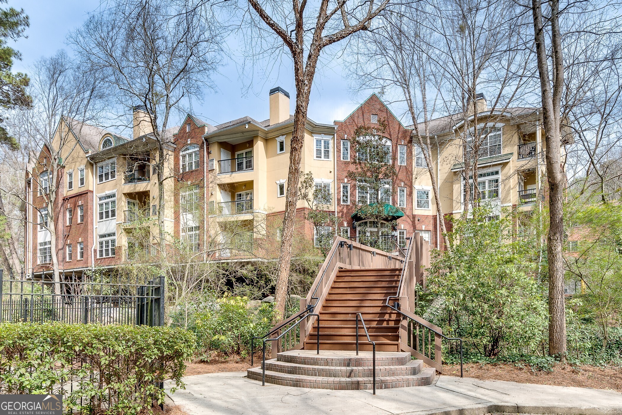 424 Lindbergh Drive NE # 310
