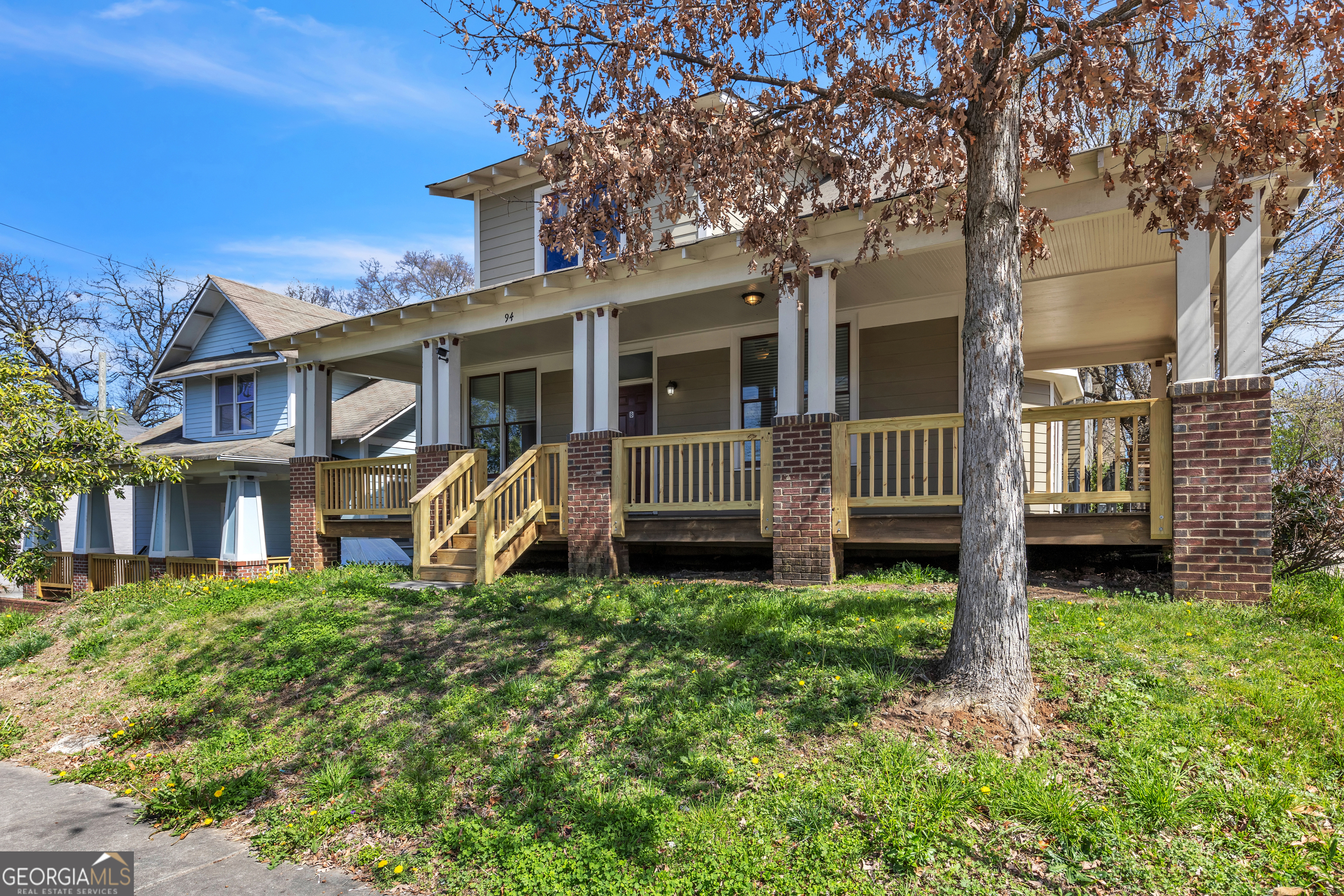 94 Lucy Street SE # B