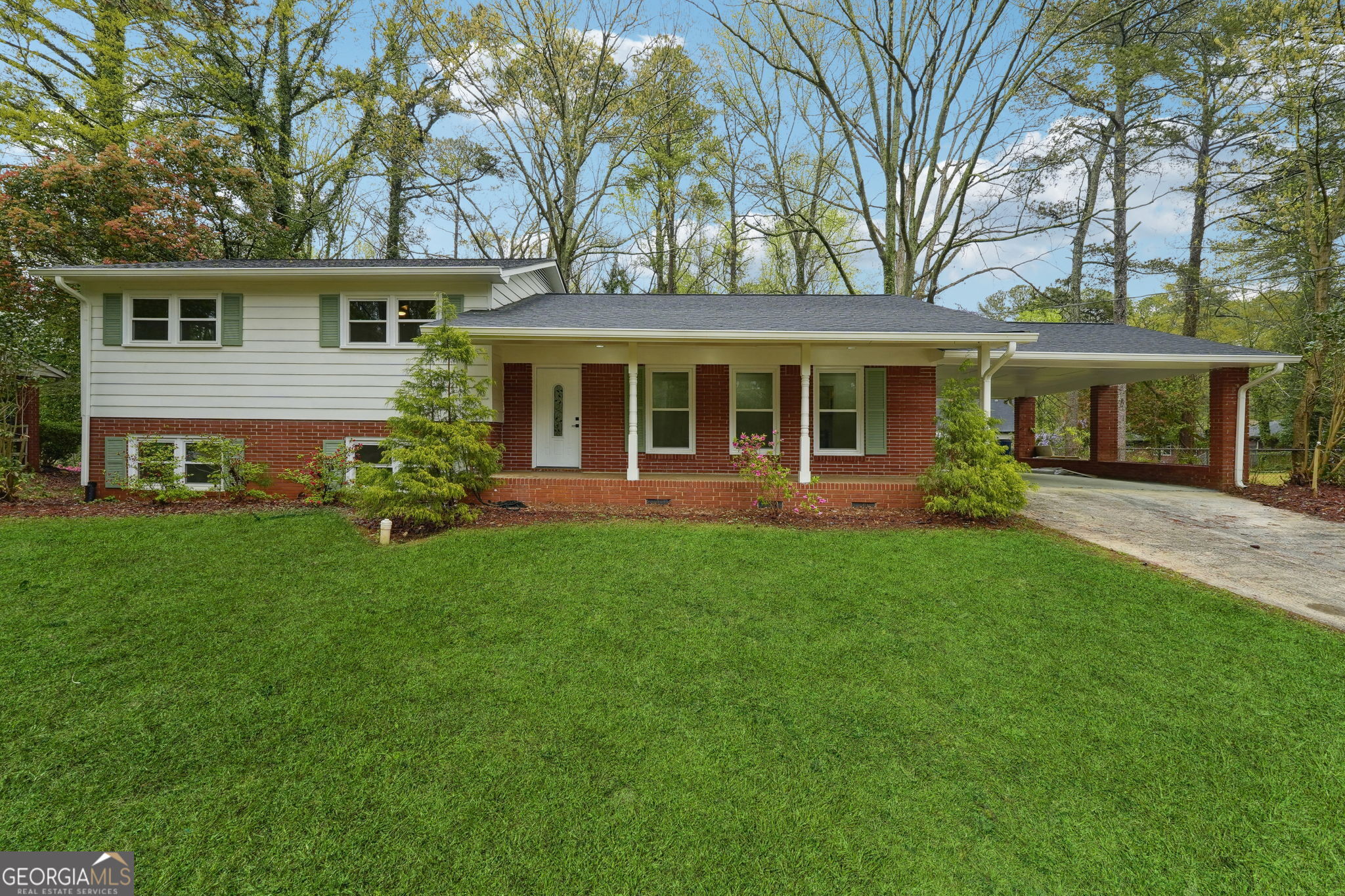 2258 Ridgecrest Lane