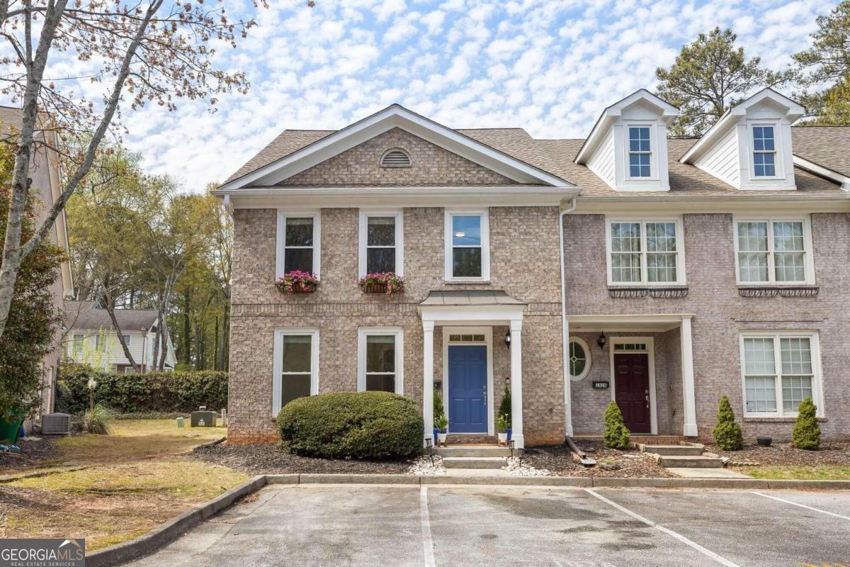 1826 Rue De Montreal