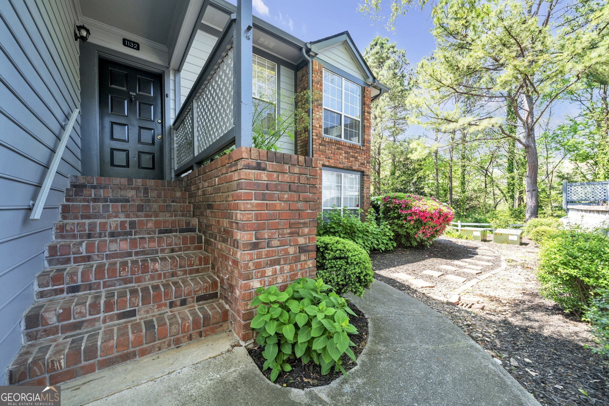 1132 Weatherstone Drive NE