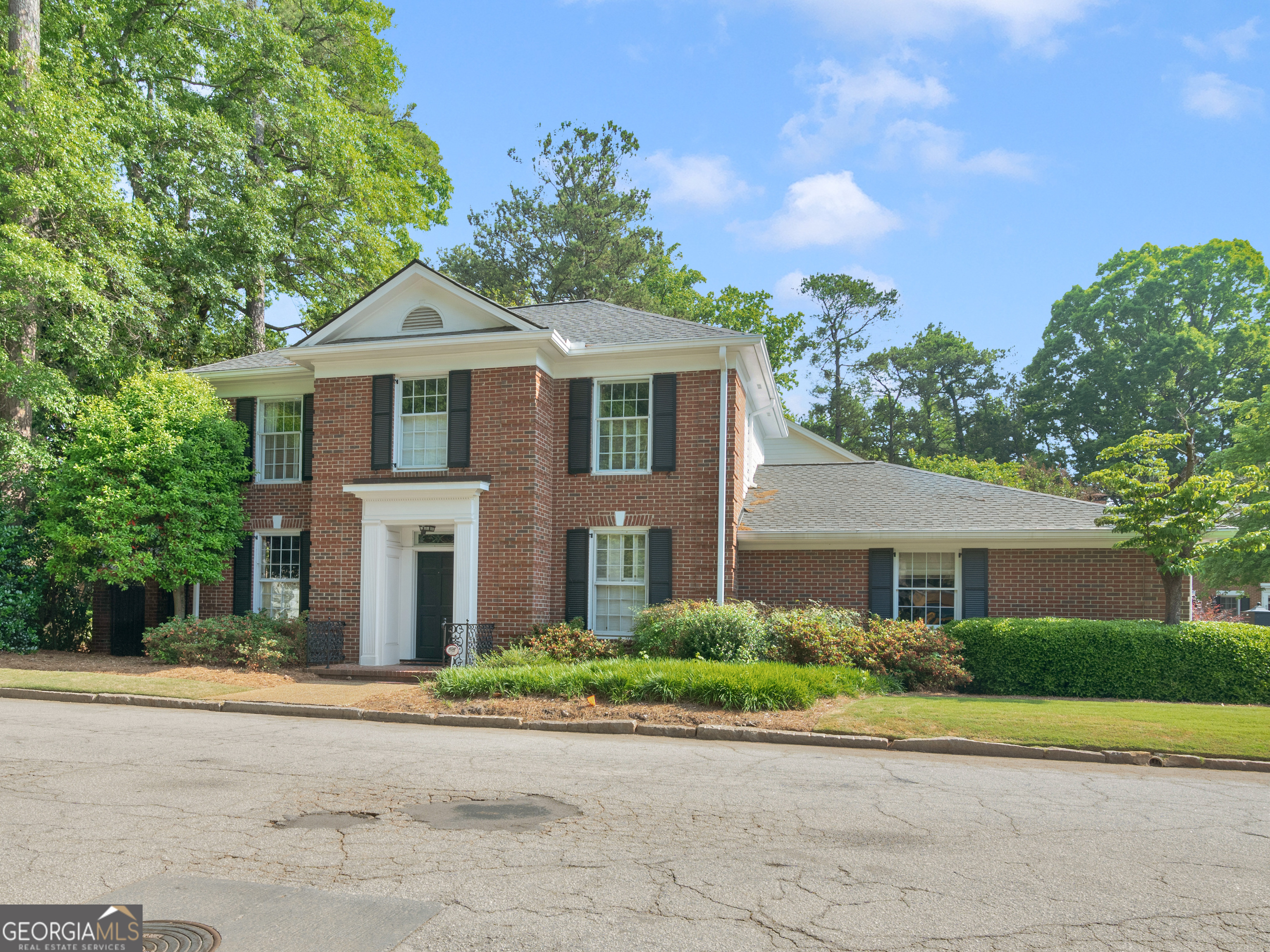 631 Pinetree Drive