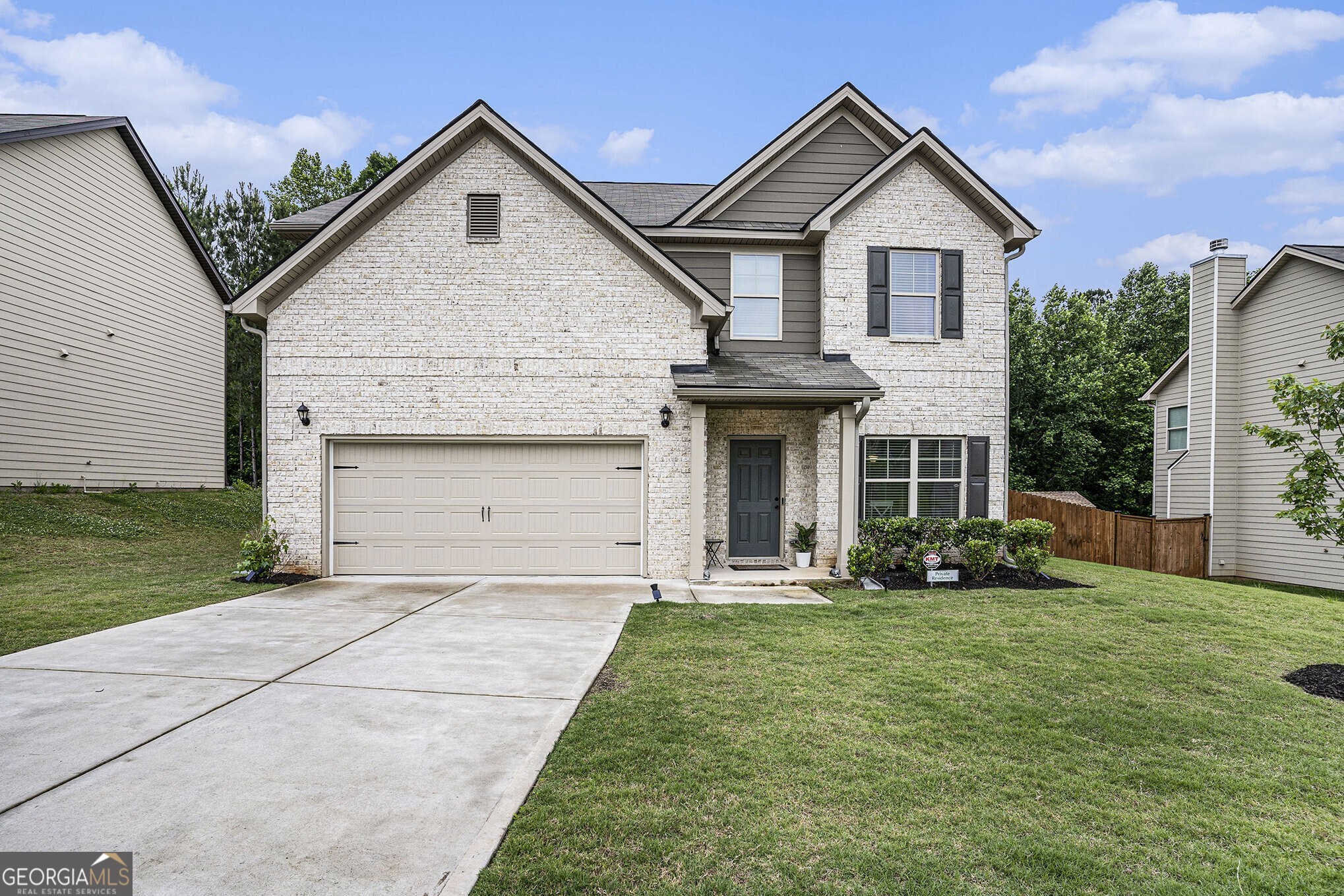 3032 Newbury Lane