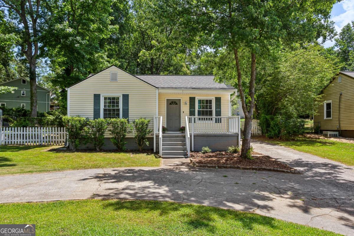 2293 Belmont Circle SE