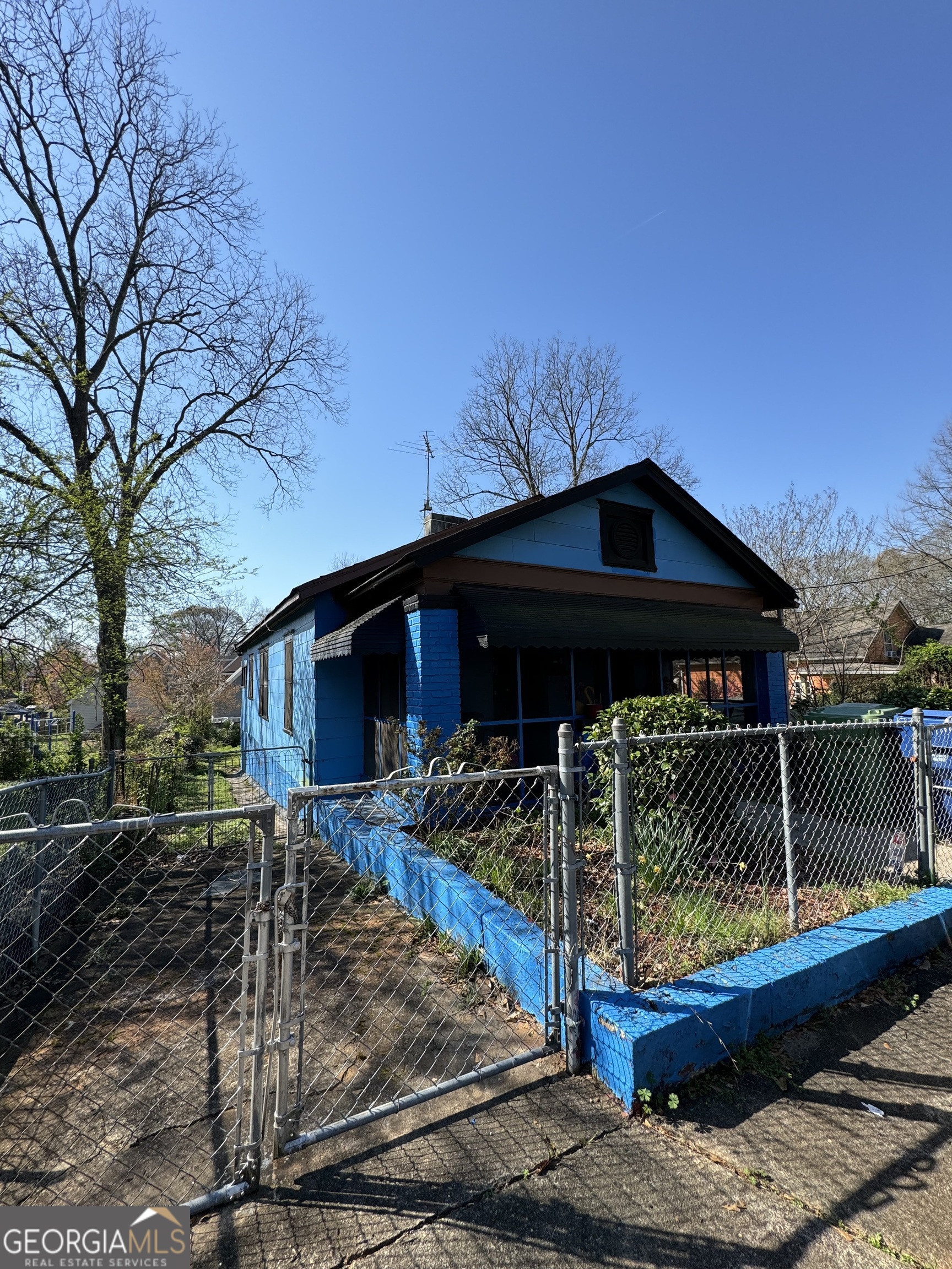49 Bisbee Avenue SE