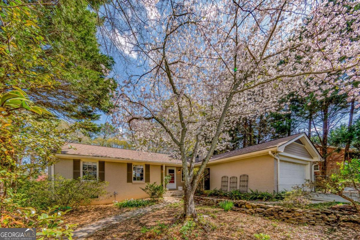 1573 Frazier Road