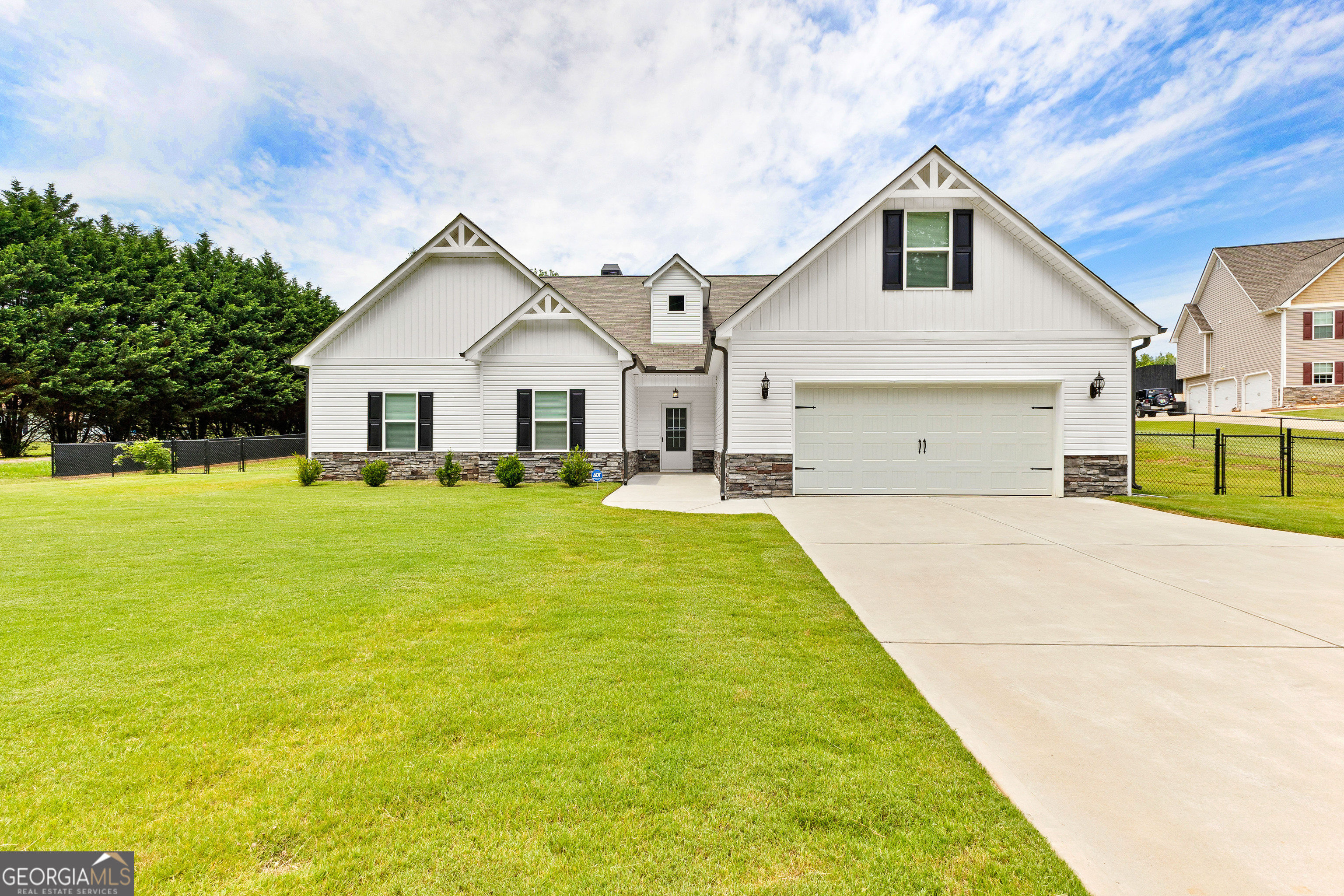 988 Honeysuckle Lane