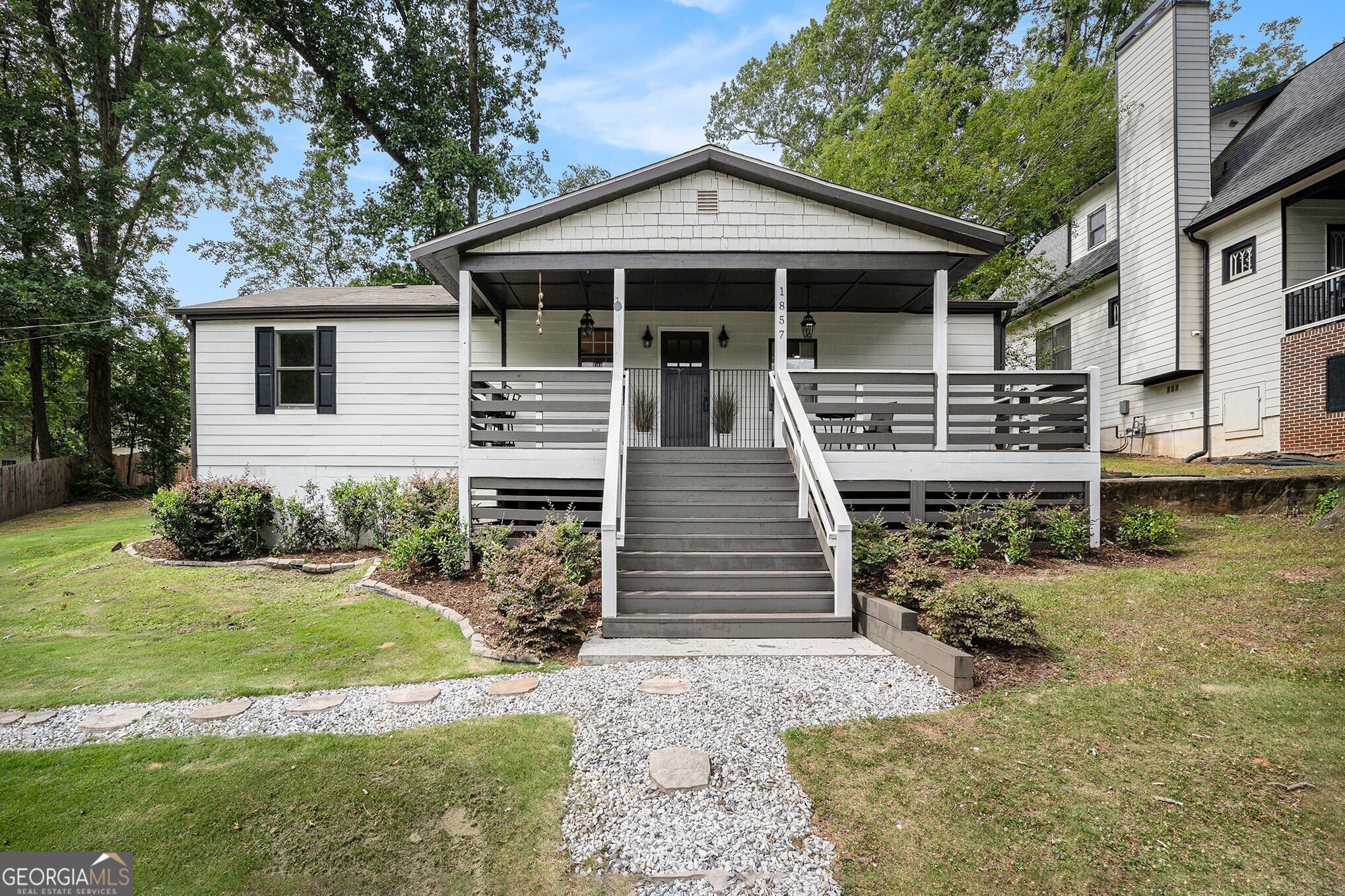 1857 Braeburn Circle