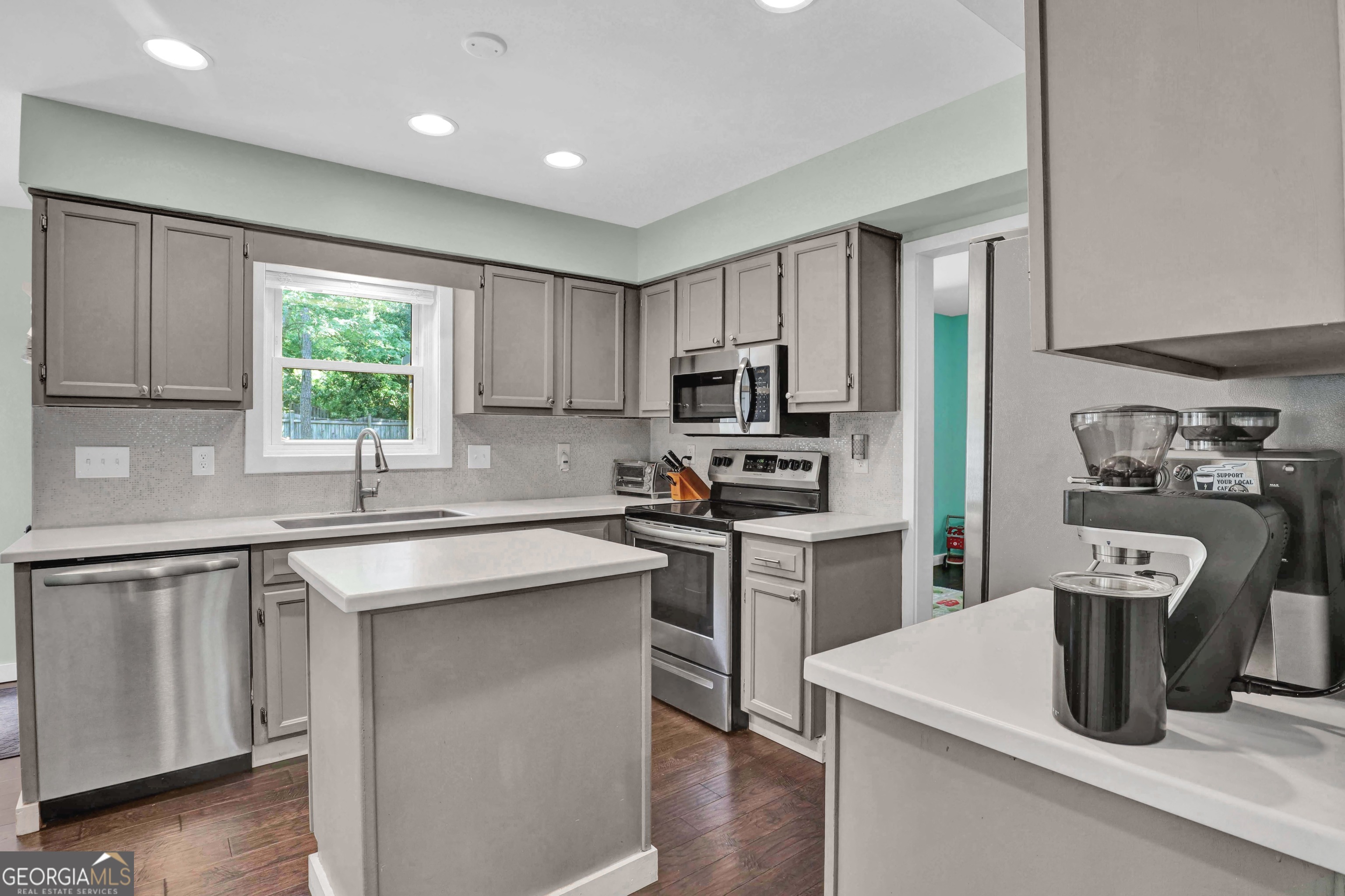 1502 Sedgewick Court