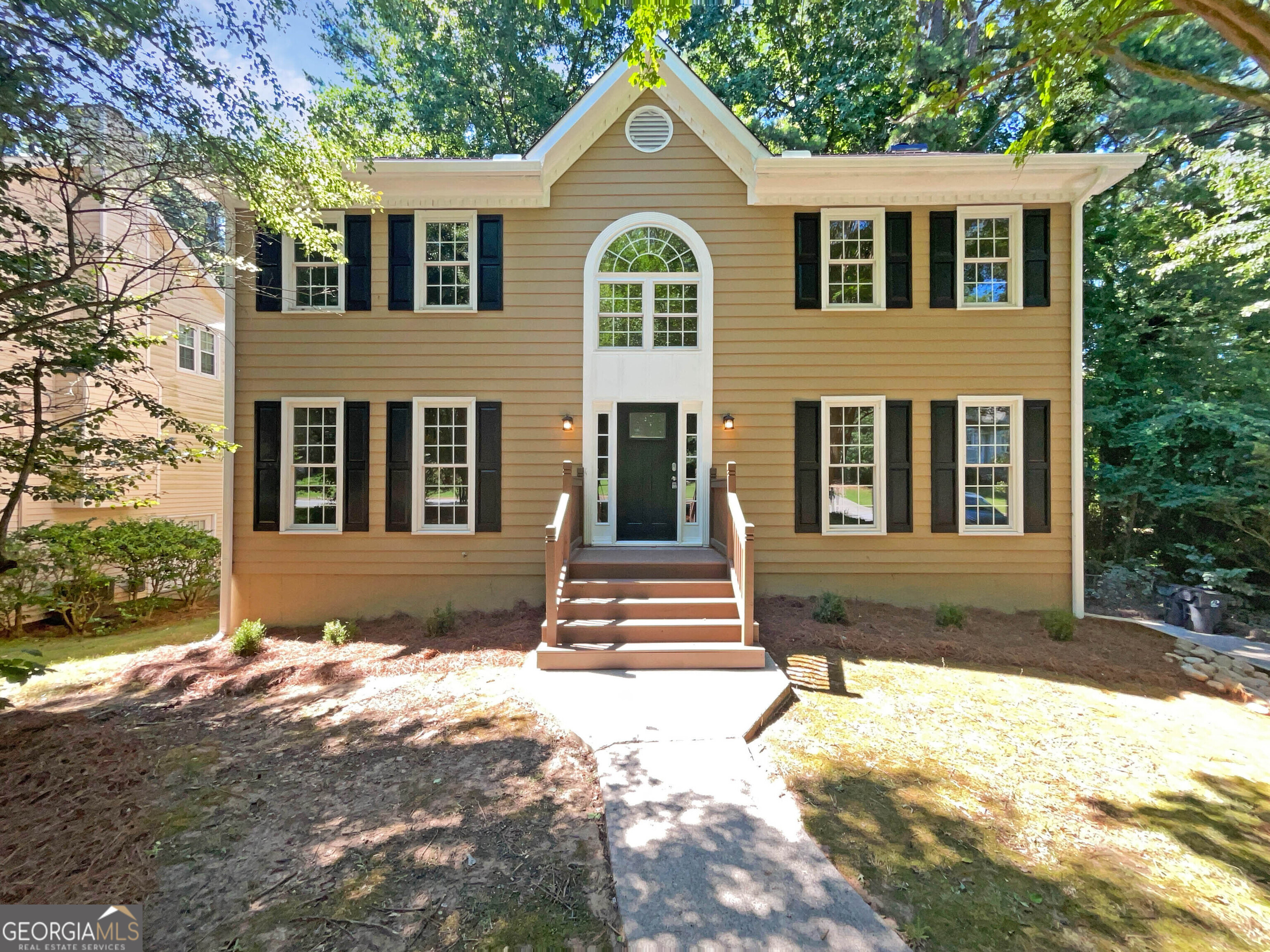 2030 Huntcliff Drive