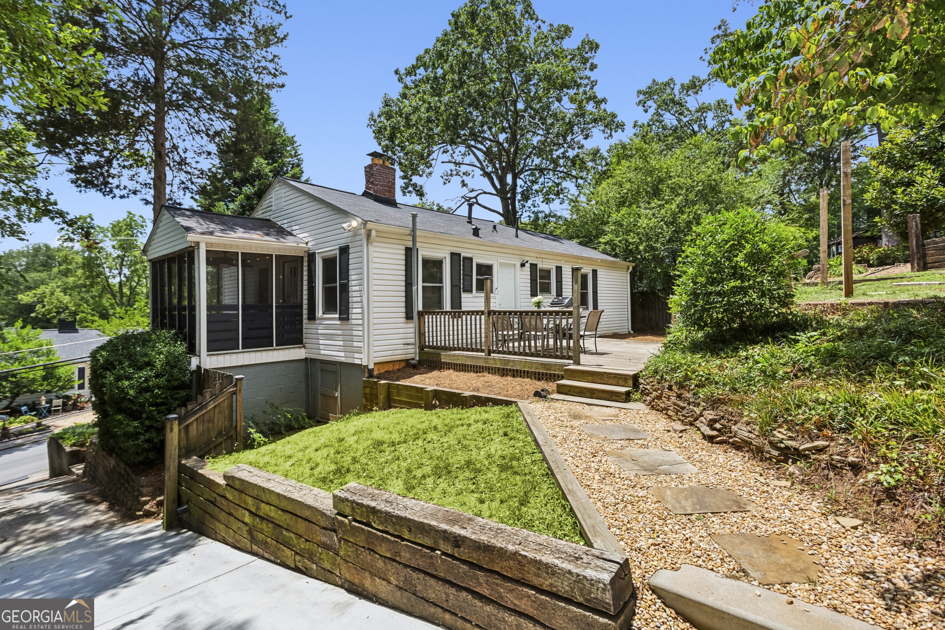 333 Frasier Street SE