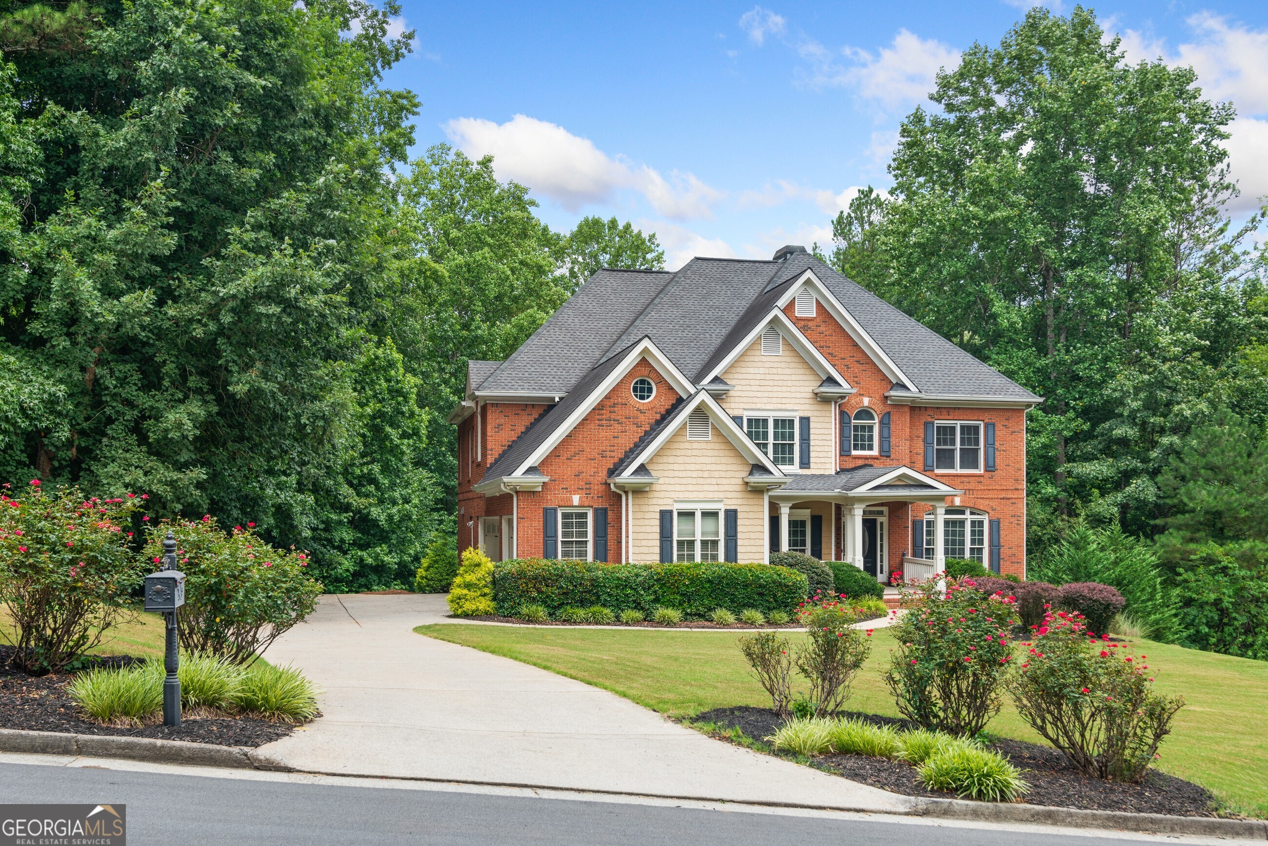 305 Breckenridge Court