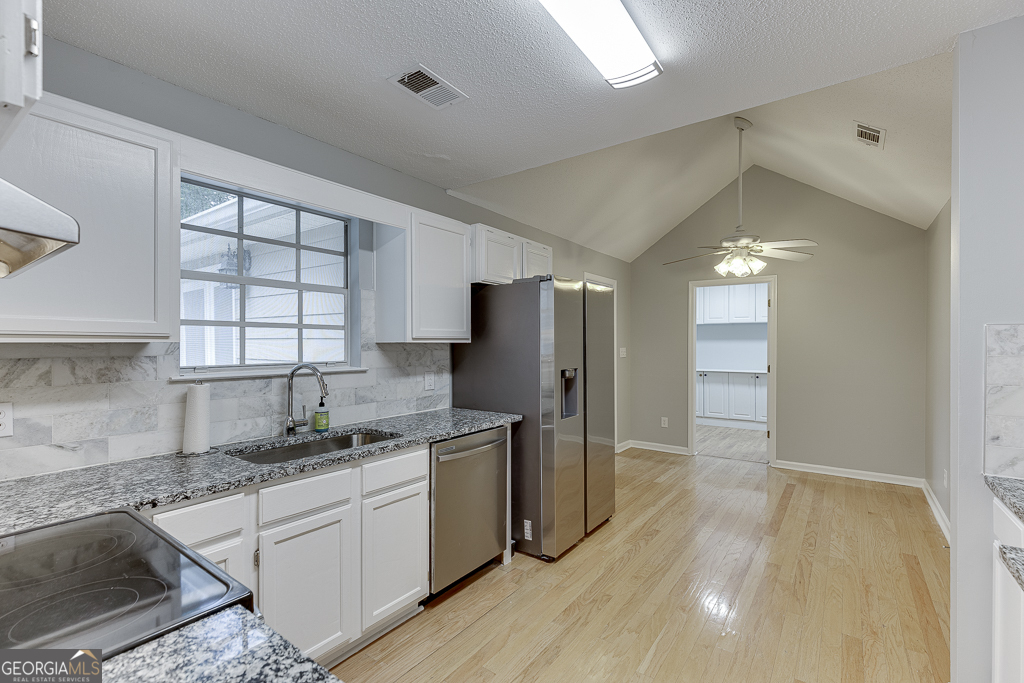 112 Patricia Terrace