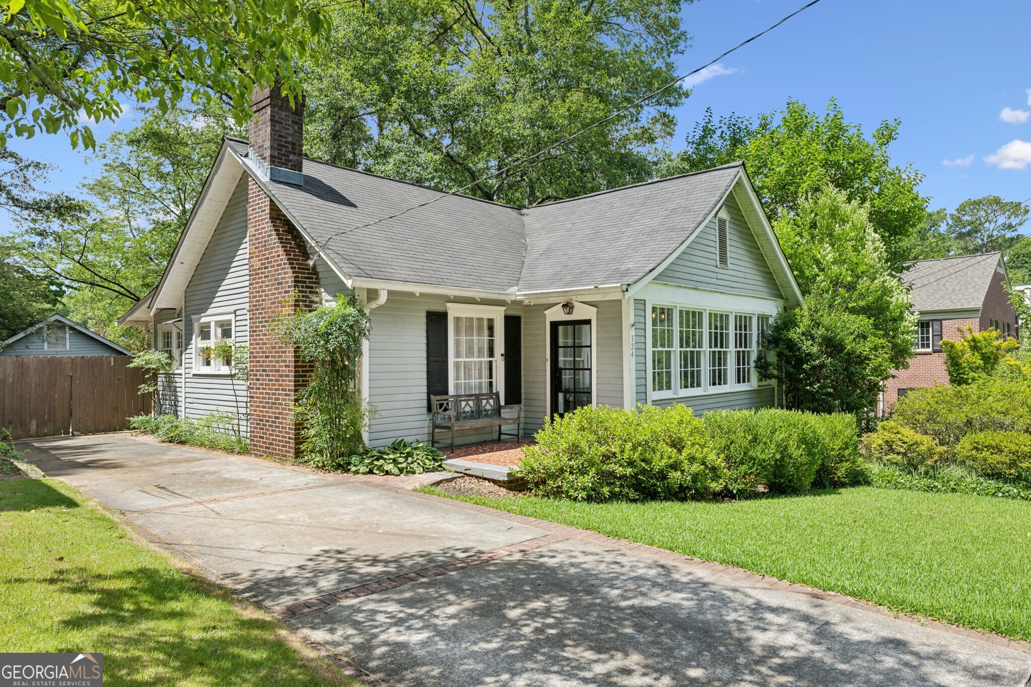 324 Montgomery Street