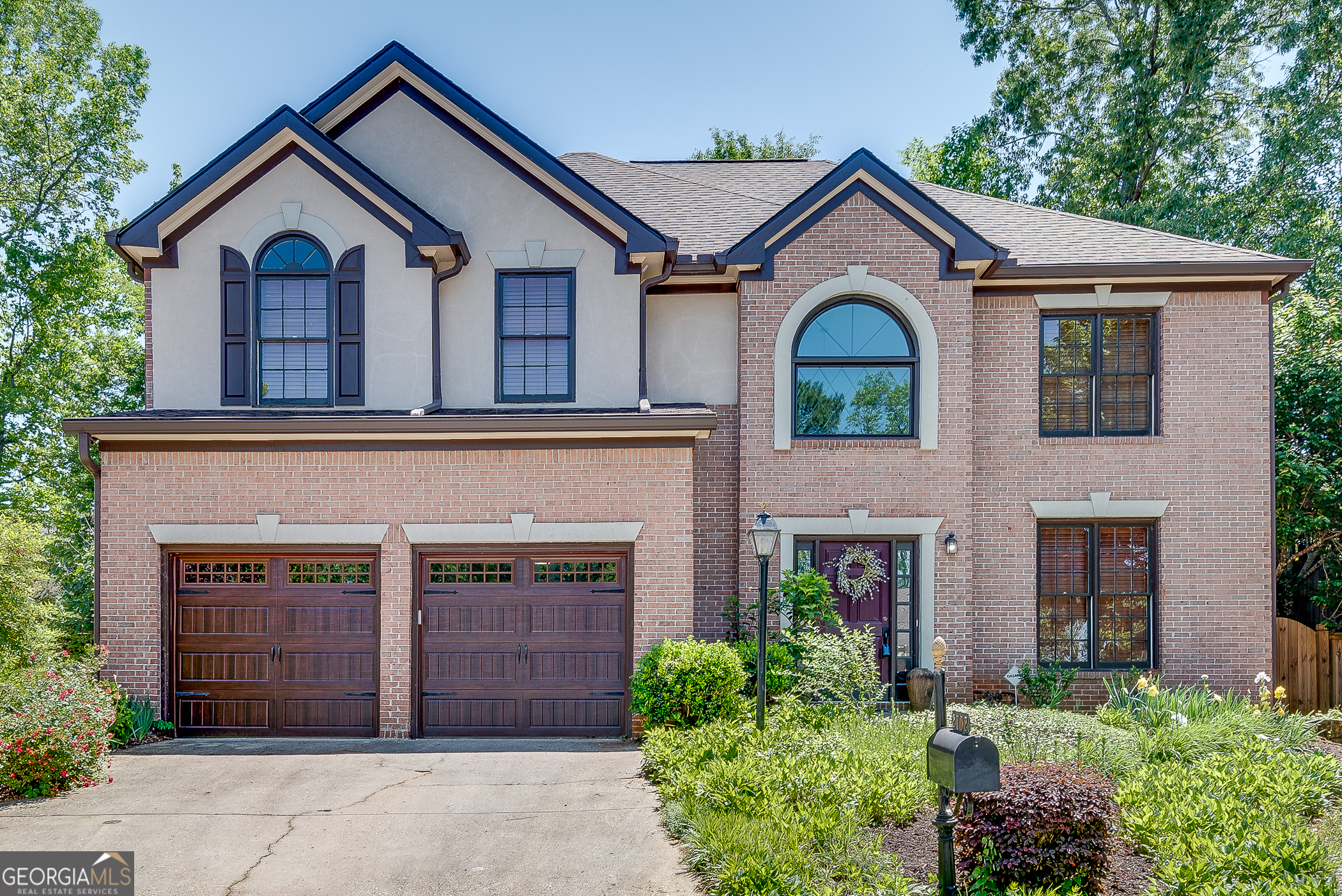 2702 Glenrose Hill