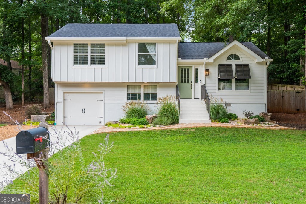 1215 Taylor Oaks Drive