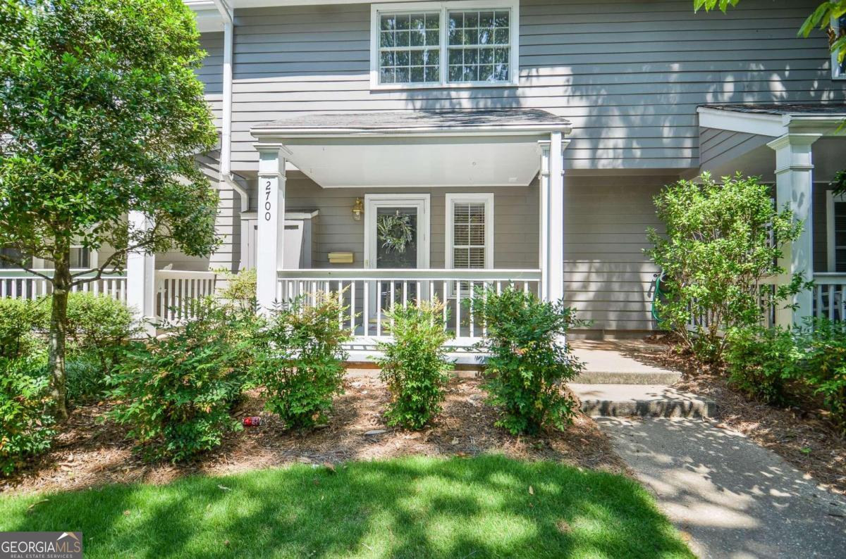 2700 Farmstead Road SE