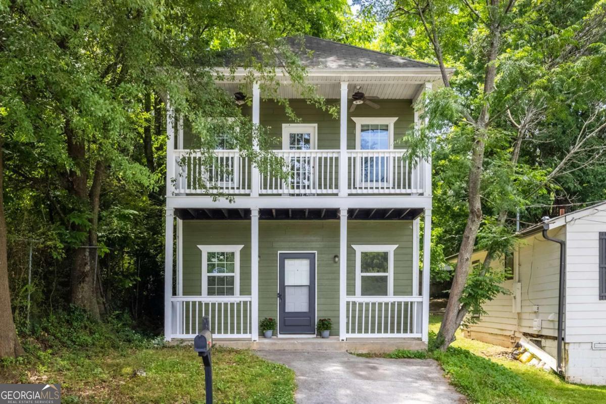863 Sims Street