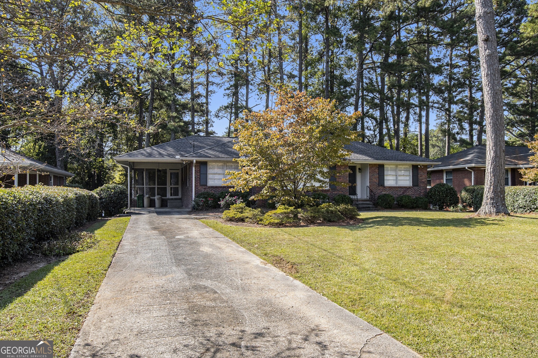 1500 Knollwood Terrace