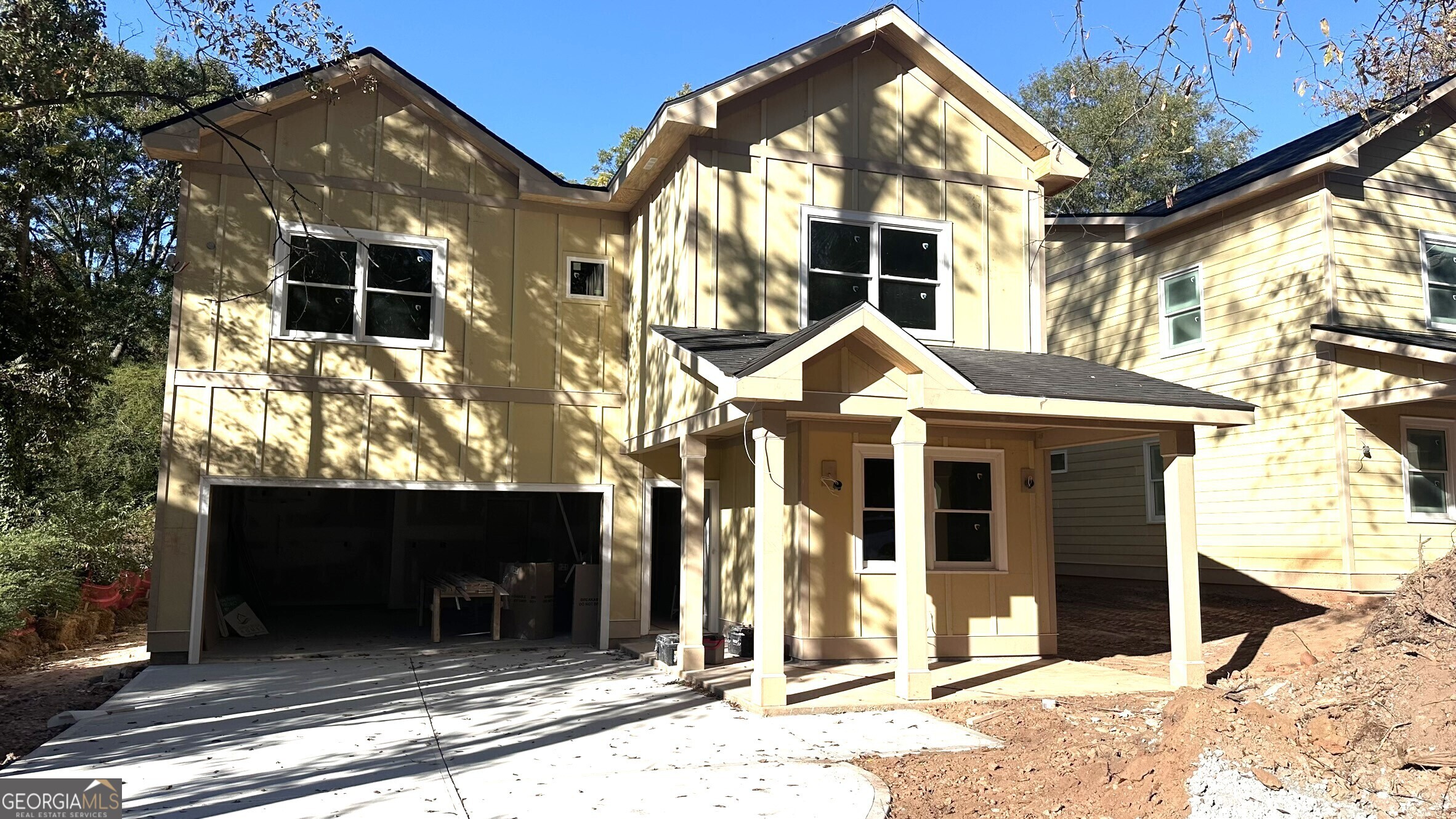 502 Casanova Street SE