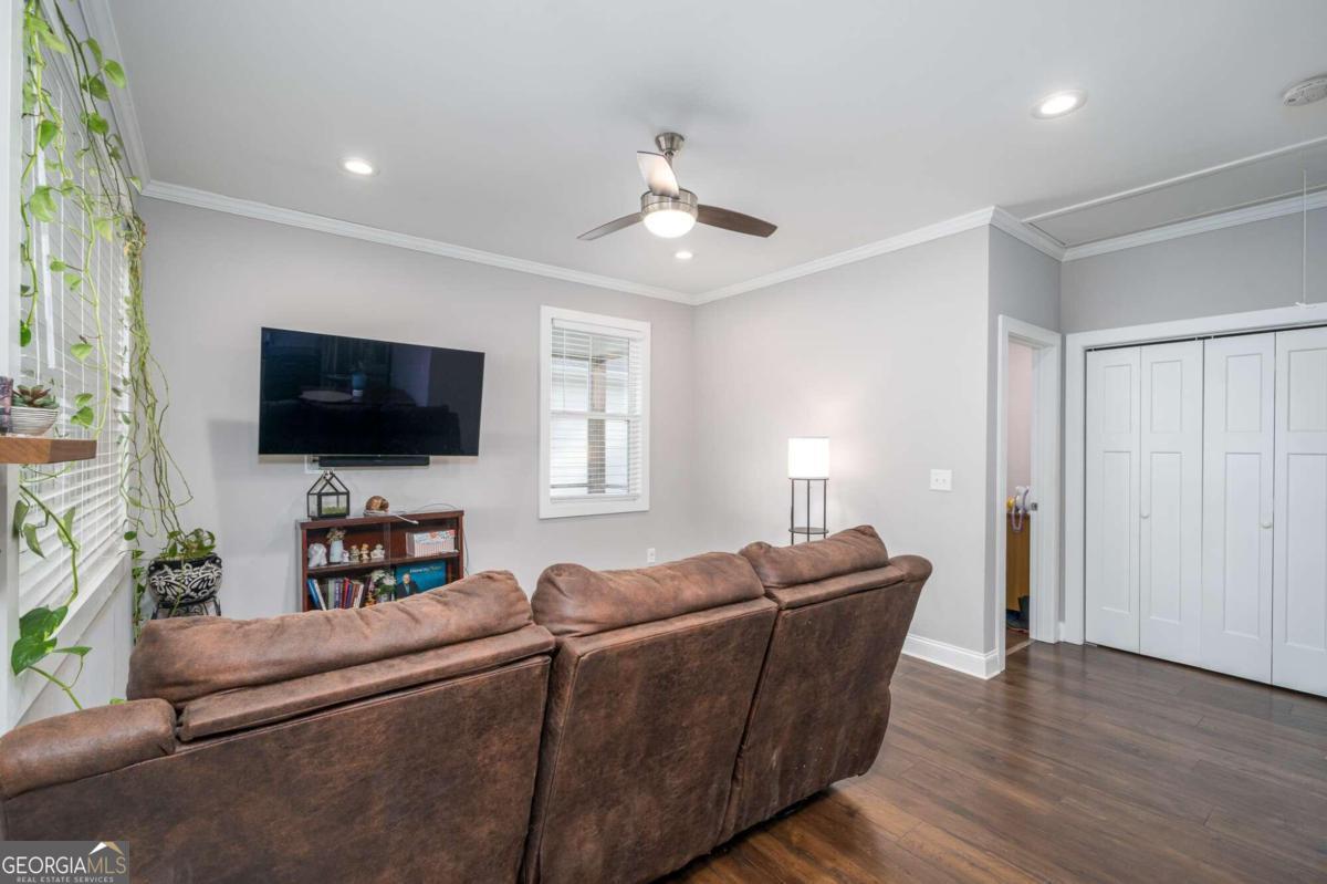 302 Cottage Court
