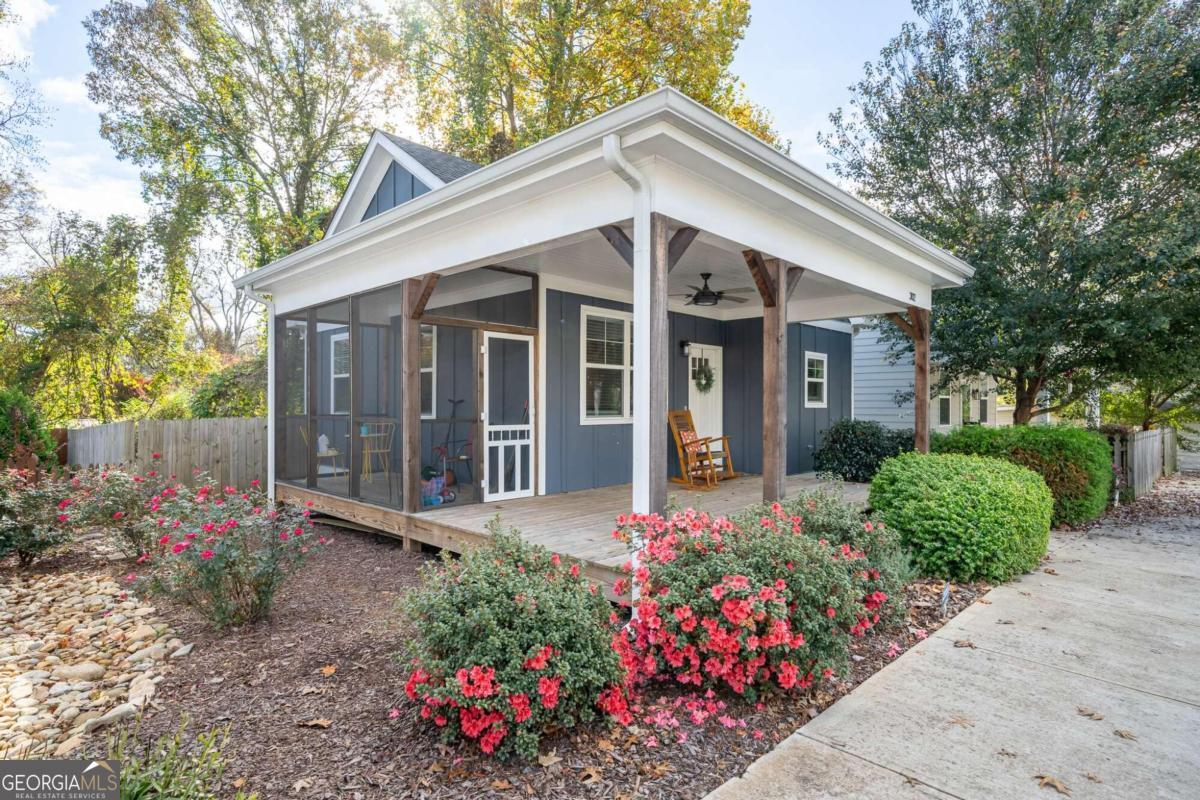 302 Cottage Court