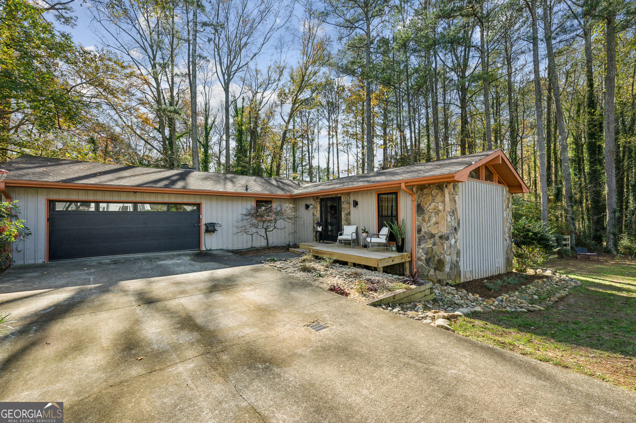 4642 Ridgeland Drive SW
