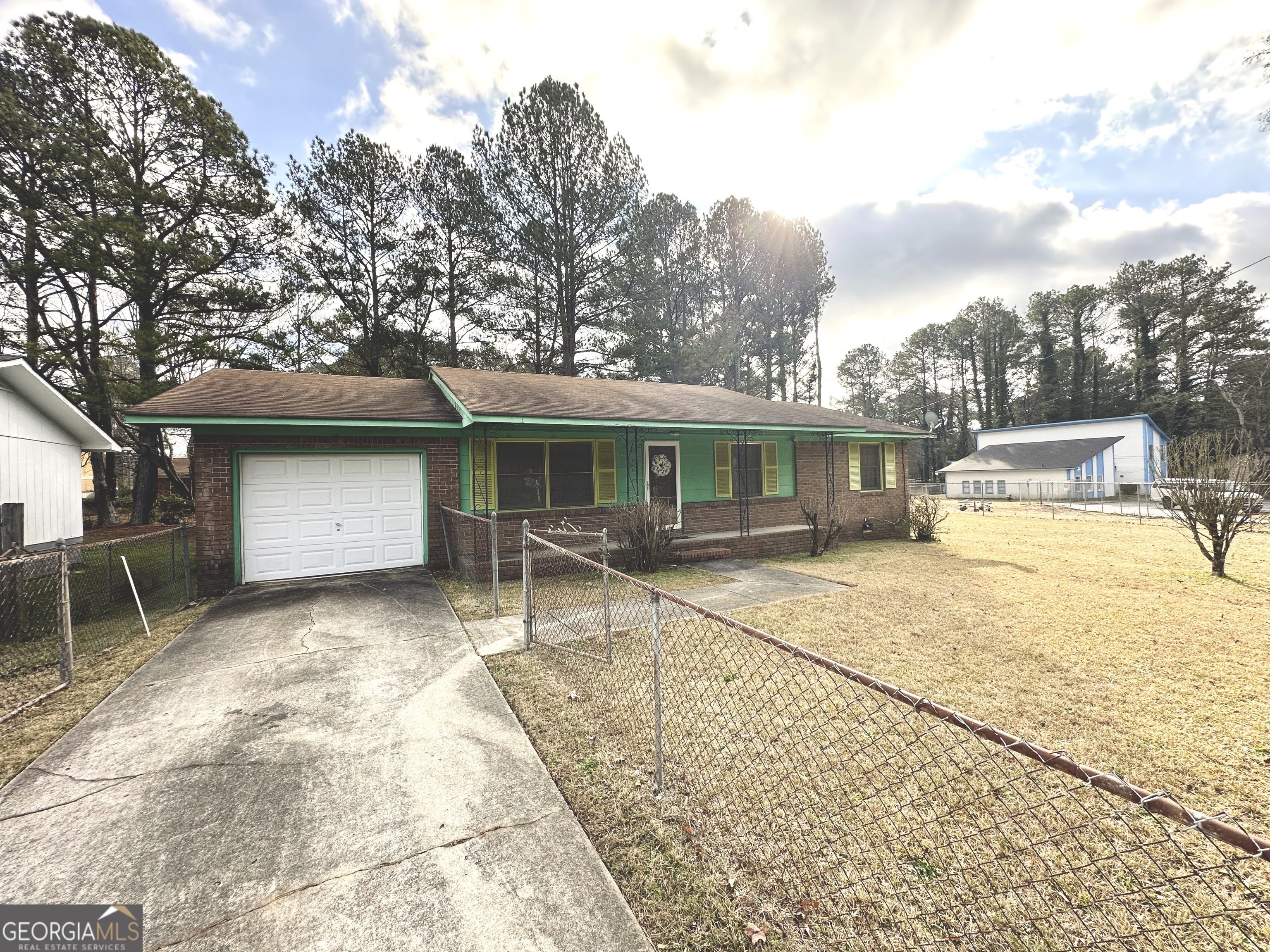 354 Tarragon Way SW