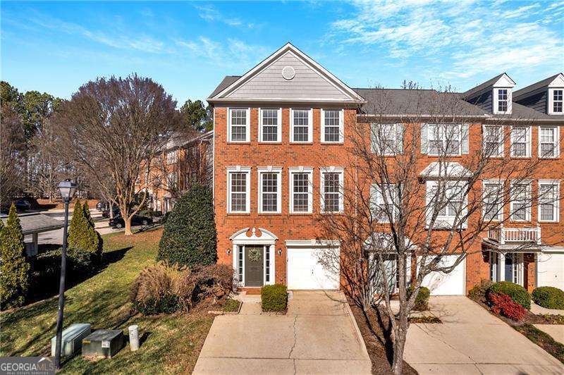 5565 Trace Views Drive