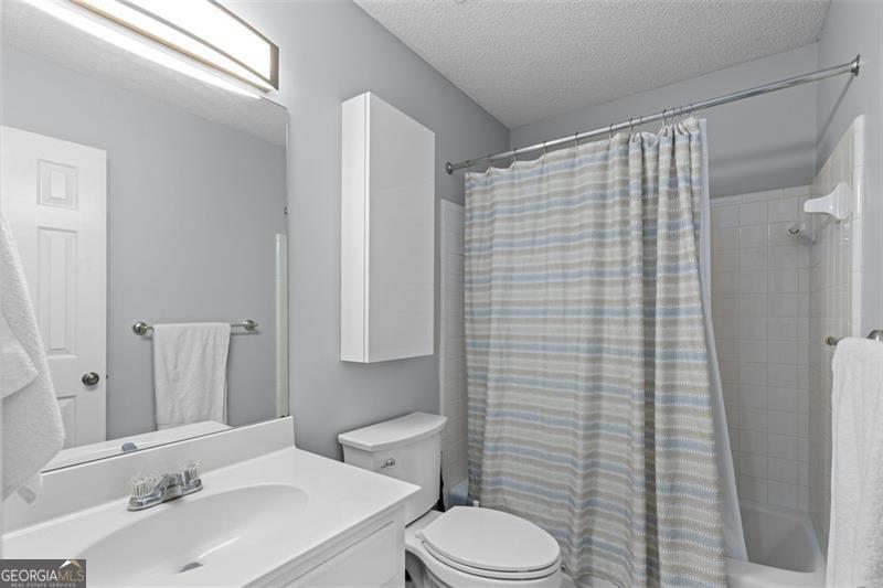 1484 BRIAROAKS Trail