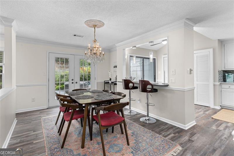1484 BRIAROAKS Trail