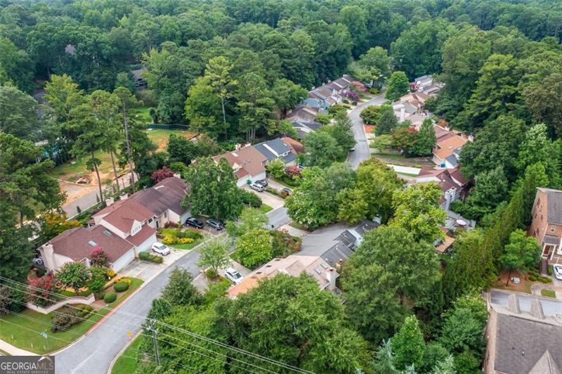 1484 BRIAROAKS Trail