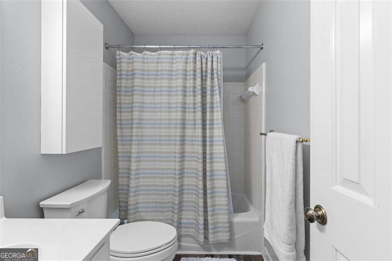 1484 BRIAROAKS Trail