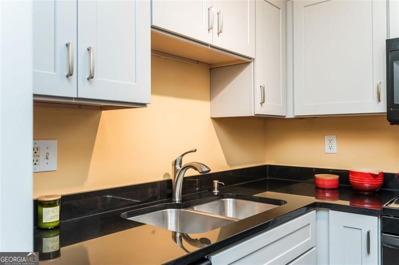 2479 PEACHTREE Road # 202