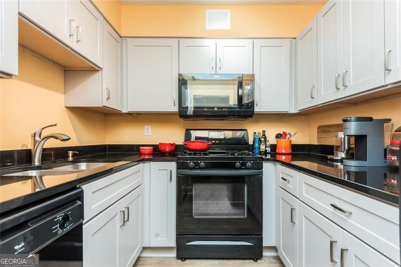 2479 PEACHTREE Road # 202