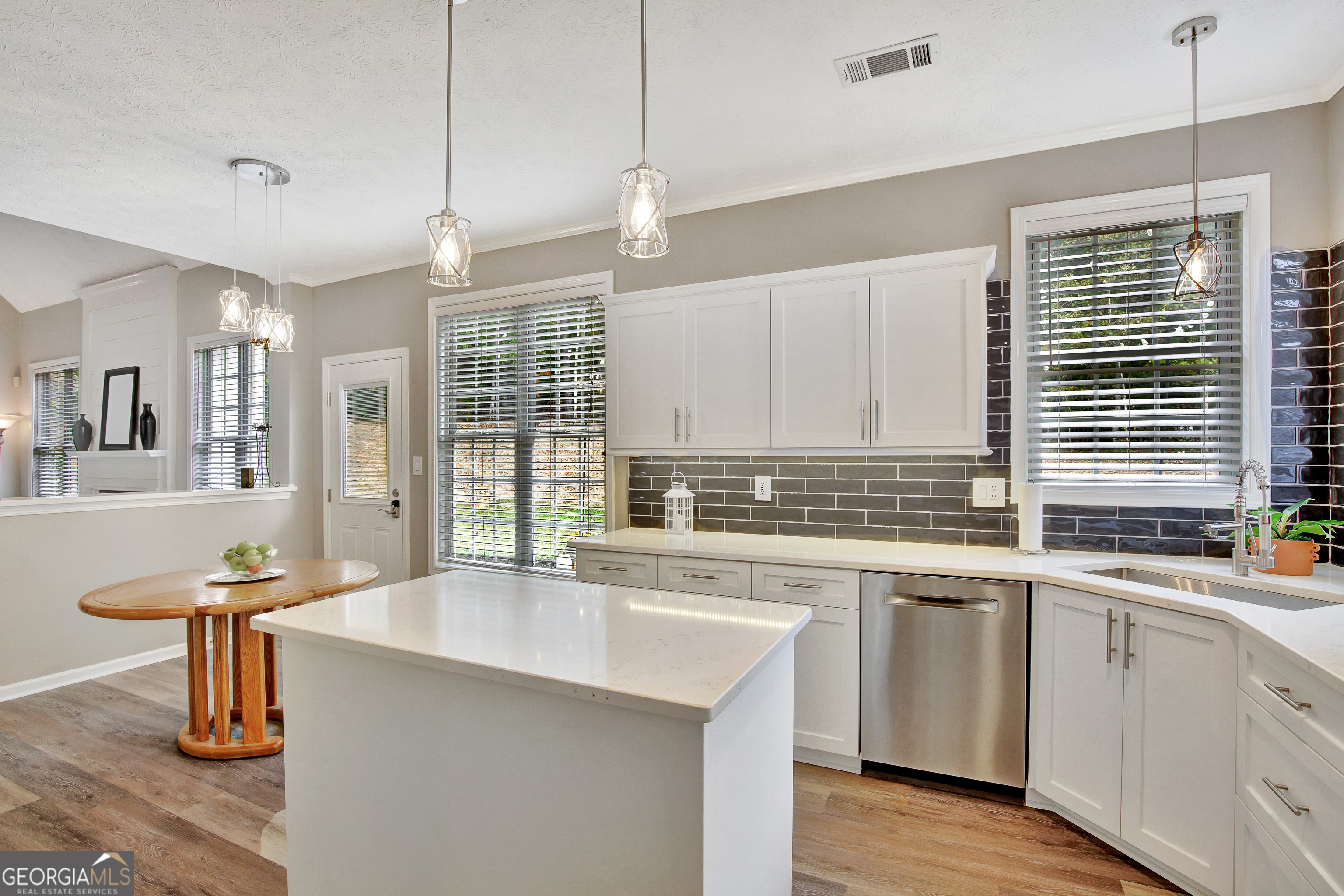 125 Fawn Brook Pass
