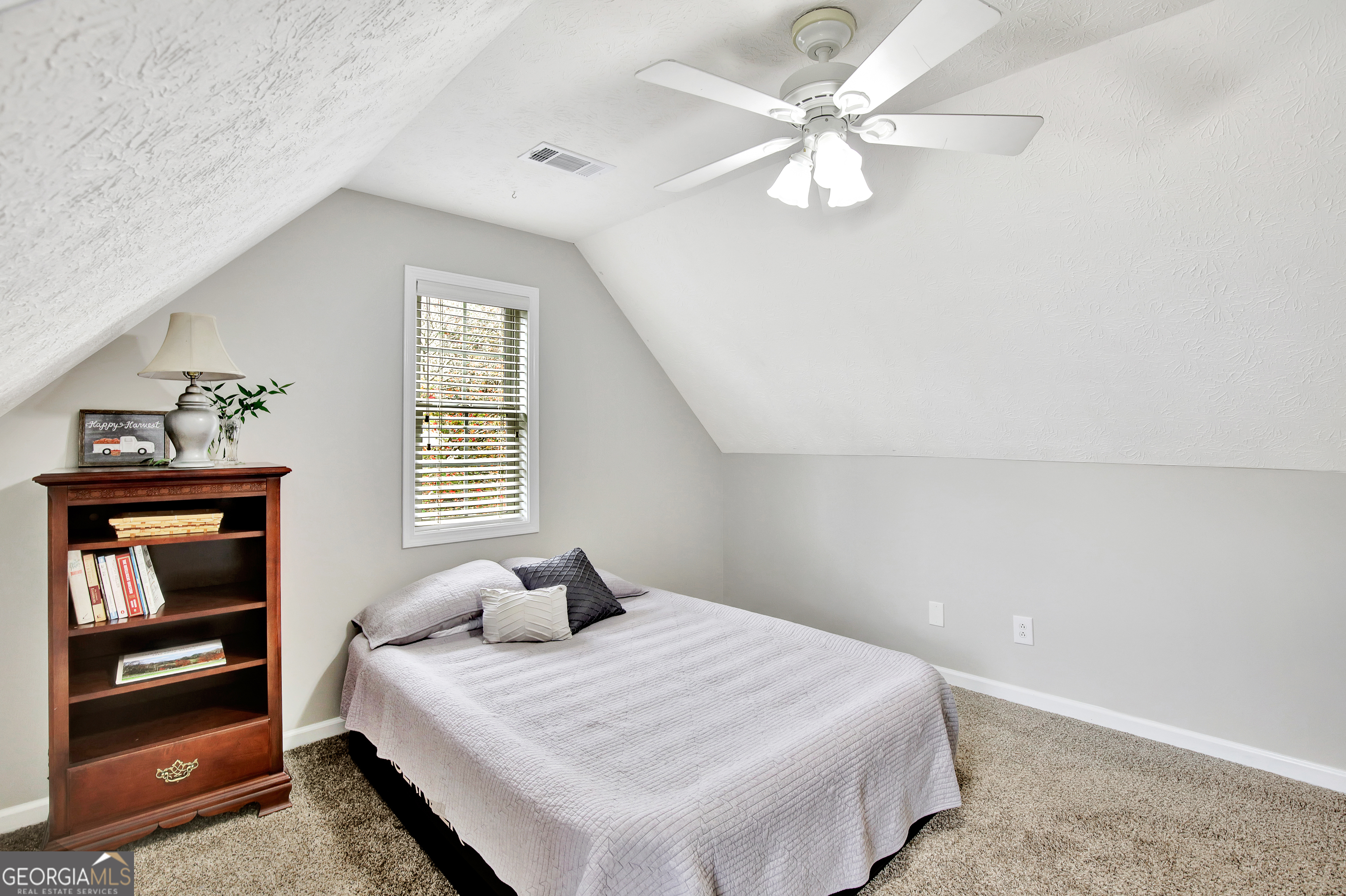 125 Fawn Brook Pass