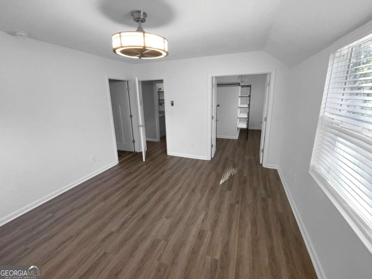 6049 Shallow Wood Court