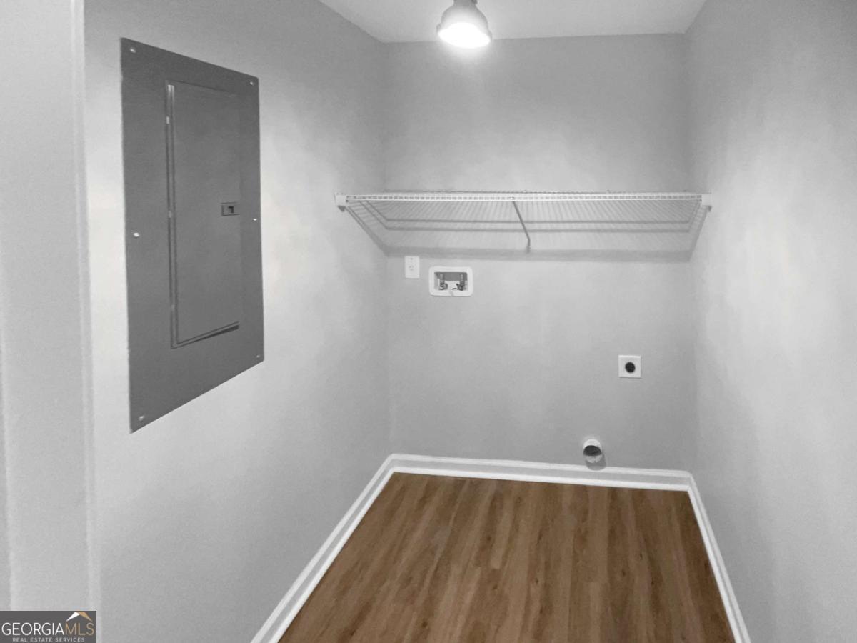 6049 Shallow Wood Court