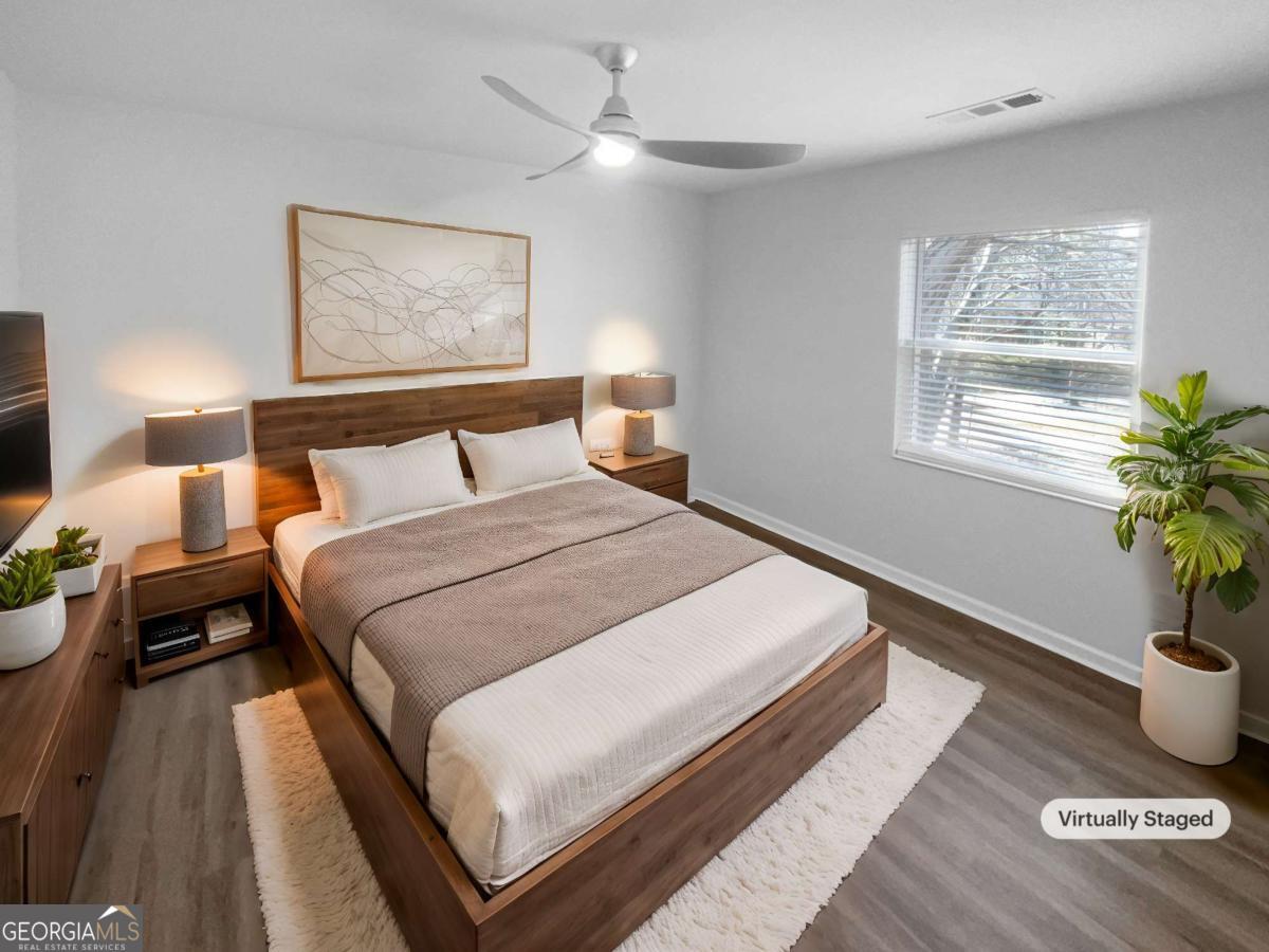 6049 Shallow Wood Court