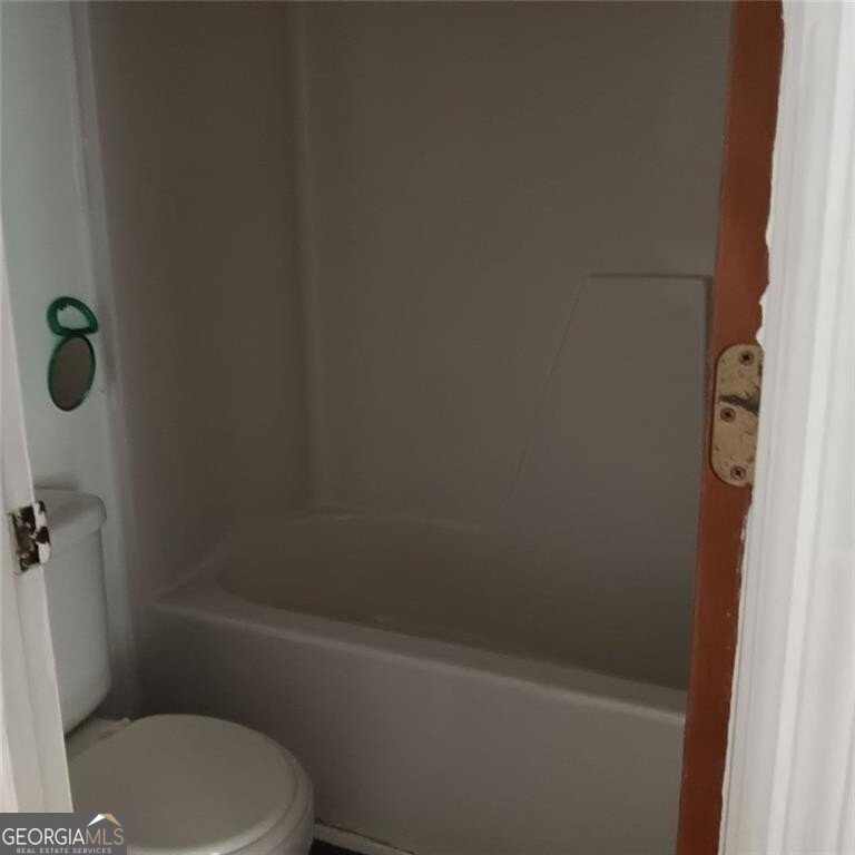 1604 Pine Tree Trail