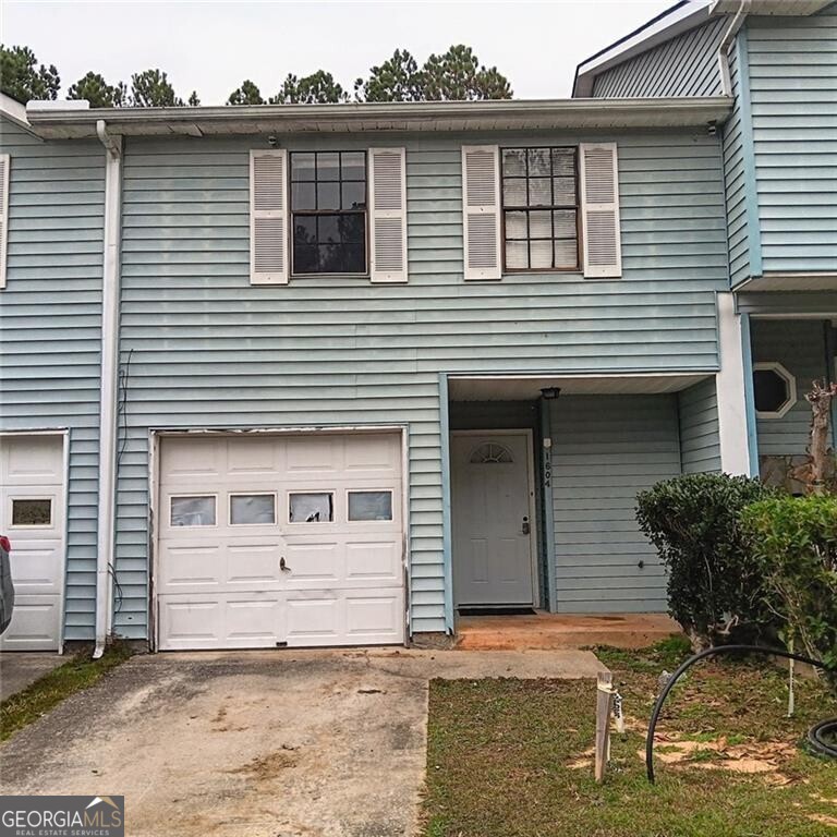 1604 Pine Tree Trail
