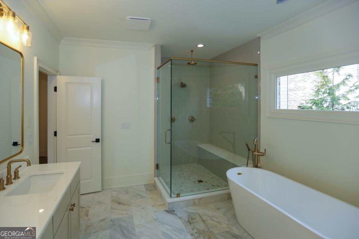 2455 Ellijay Drive NE