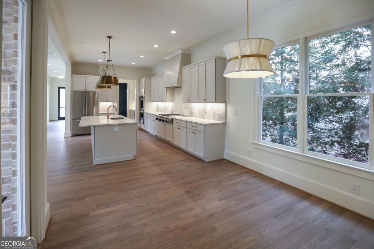 2455 Ellijay Drive NE