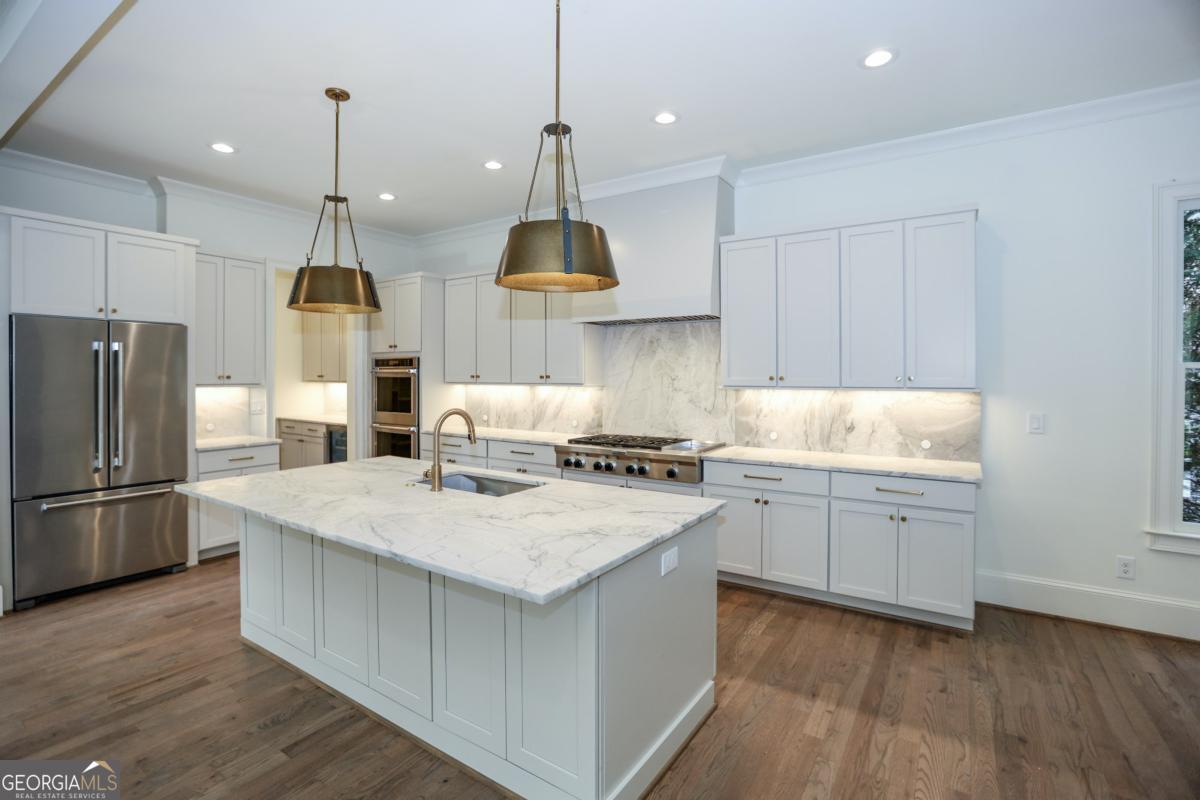 2455 Ellijay Drive NE