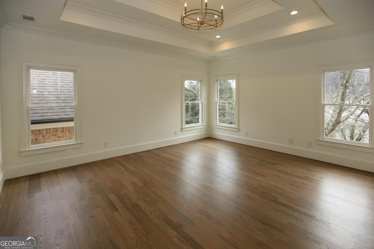 2455 Ellijay Drive NE
