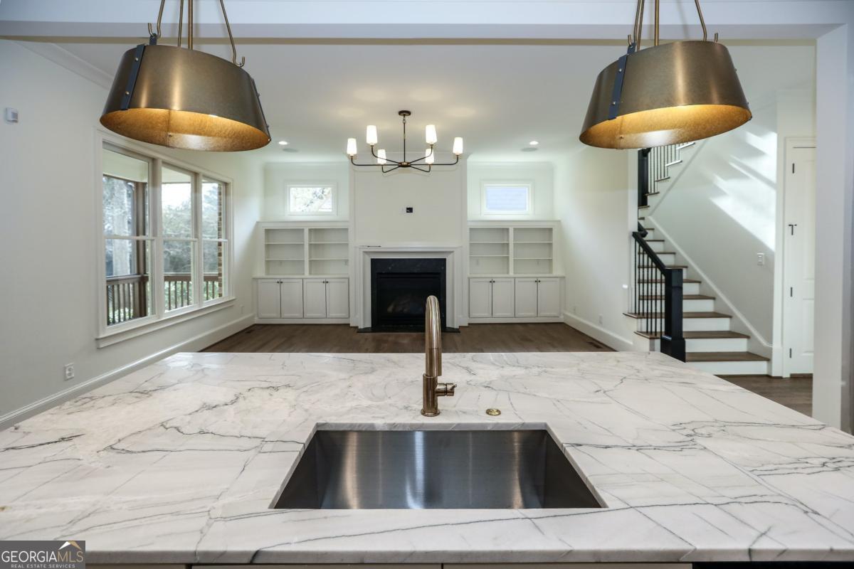2455 Ellijay Drive NE